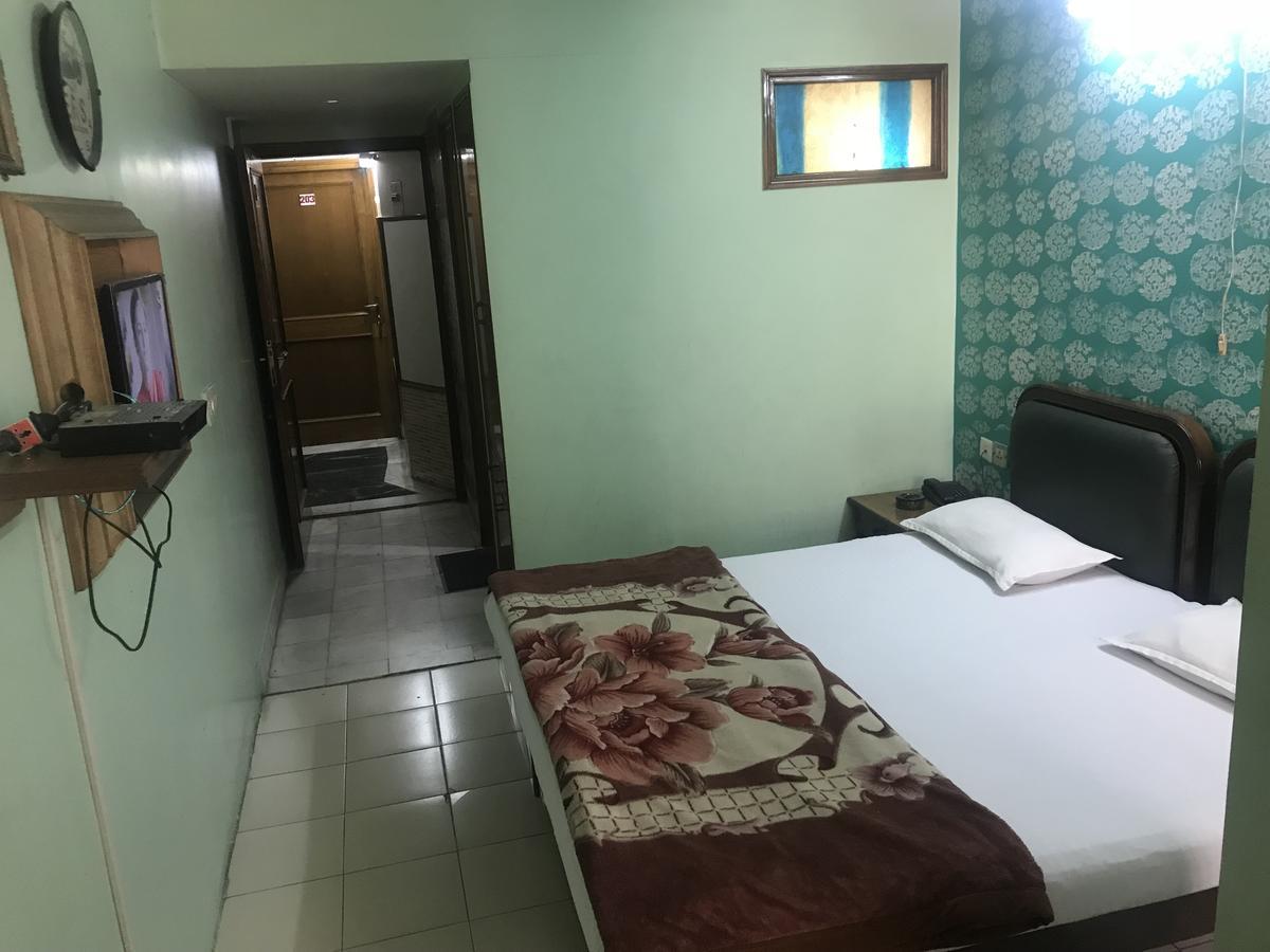 Hotel Sukant Palace Δελχί Εξωτερικό φωτογραφία