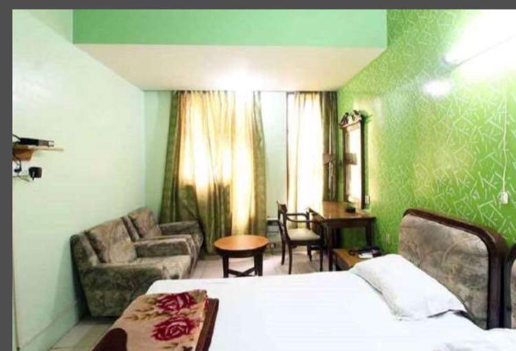 Hotel Sukant Palace Δελχί Εξωτερικό φωτογραφία